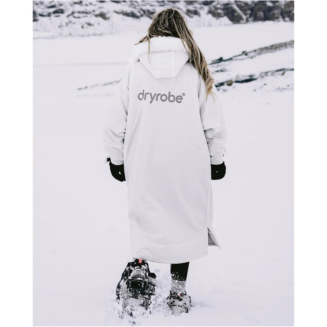 Dryrobe Advance Alpine Range Long Sleeved Changing Robe - White / Grey